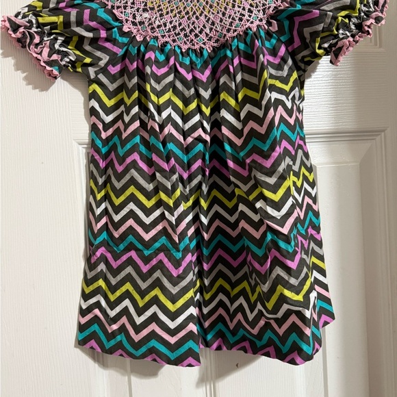 Anavini Hand Smocked Dress - Picture 4 of 8